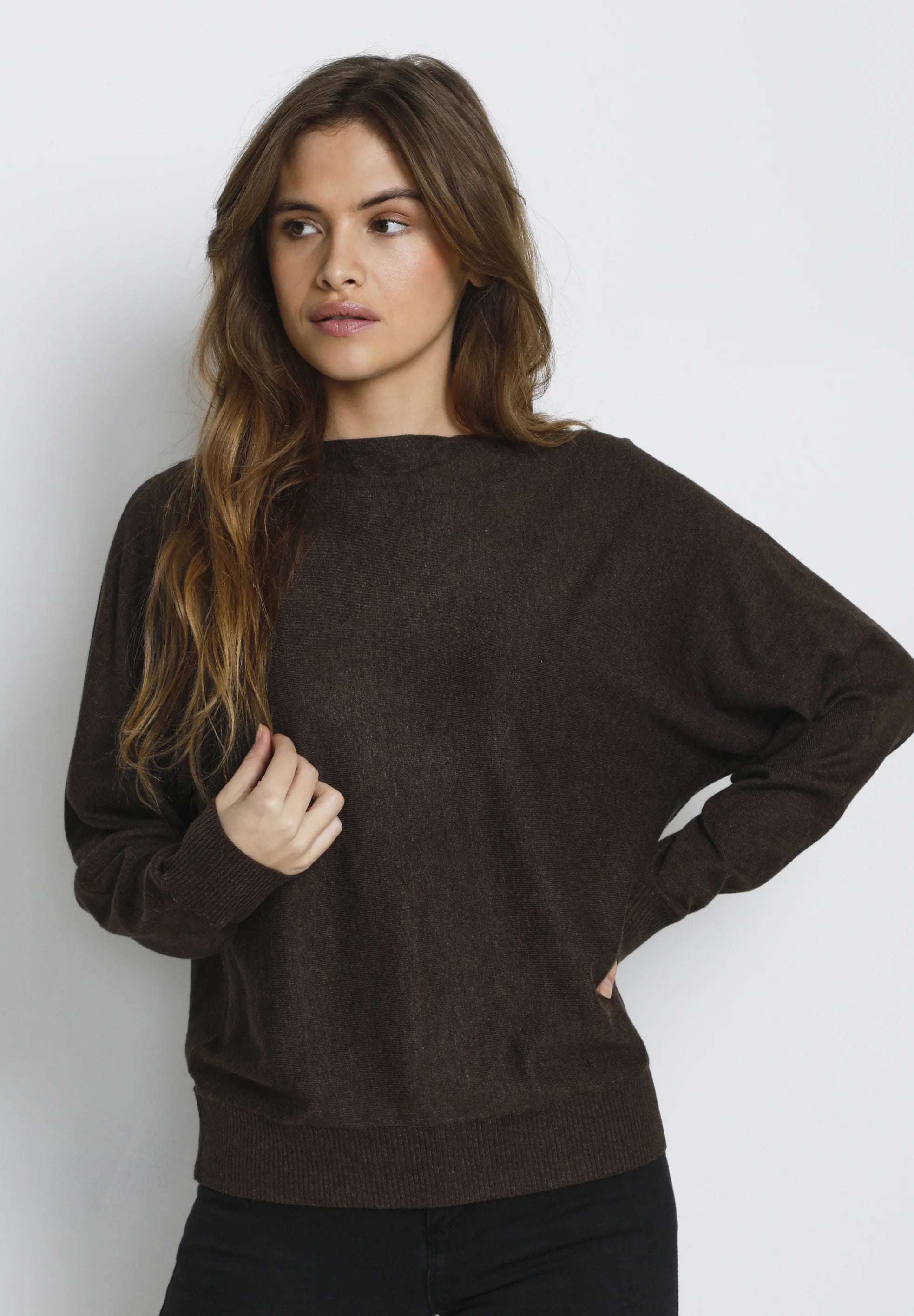 TERRO | Brown Modern Relaxed Knitwear Sweater